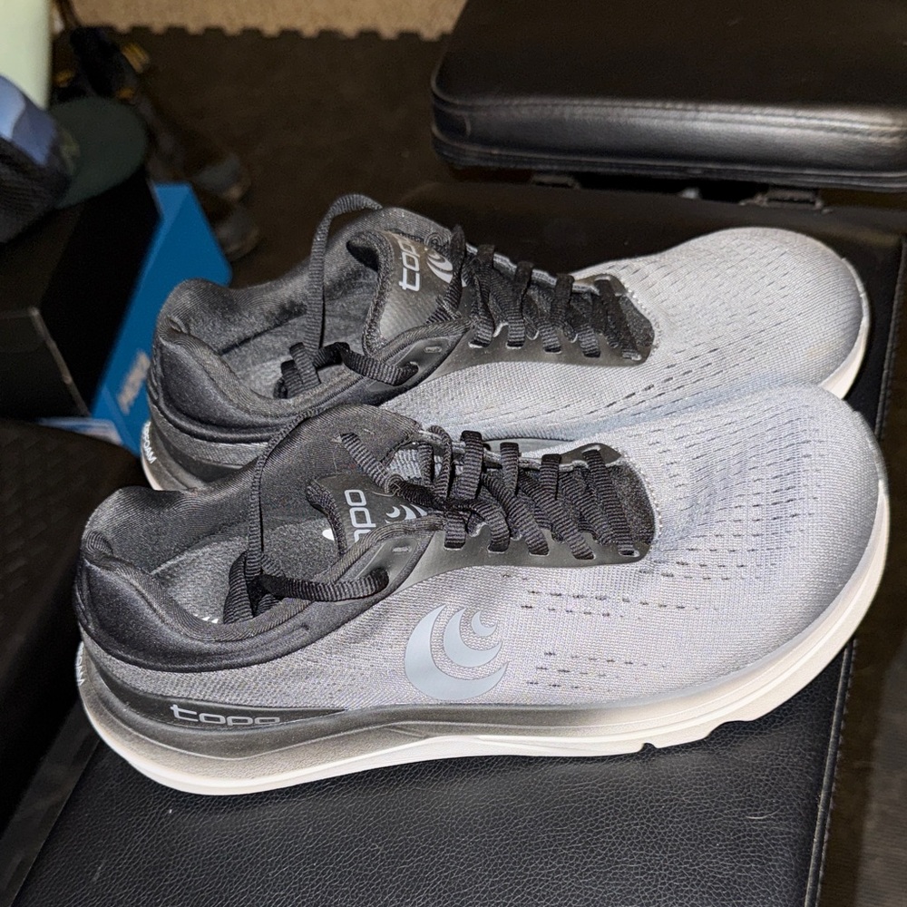 New Topo Magnifly 5 women’s 8.5
